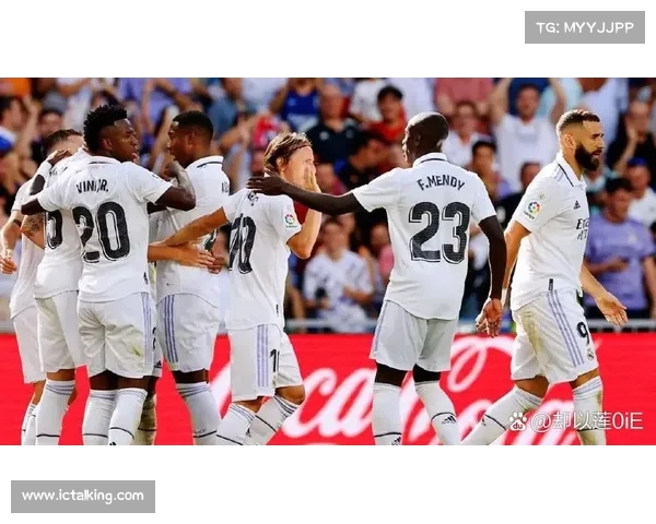 西甲球迷激情四溢打造独特文化活动 深入探讨球迷互动与赛事体验 西甲球迷激情四溢打造独特文化活动 深入探讨球迷互动与赛事体验